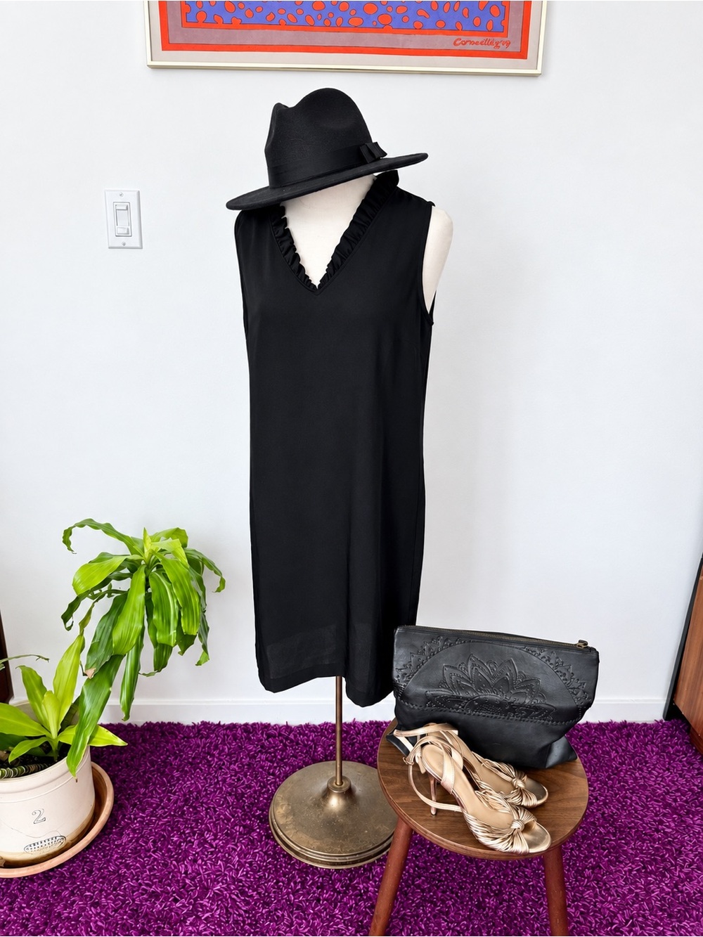 Rachel Zoe Black Ruffle V-Neck Shift Dress Size 4